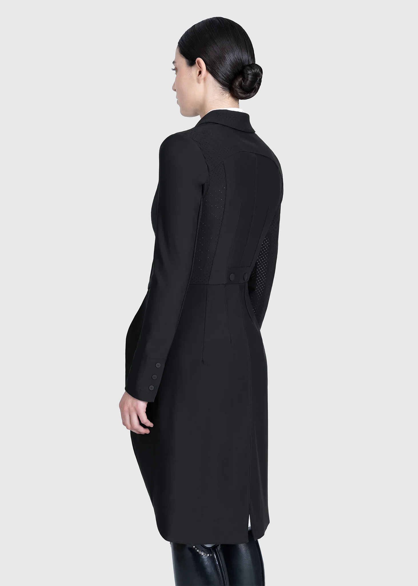 Alvor Tailcoat (Black) - Image 4