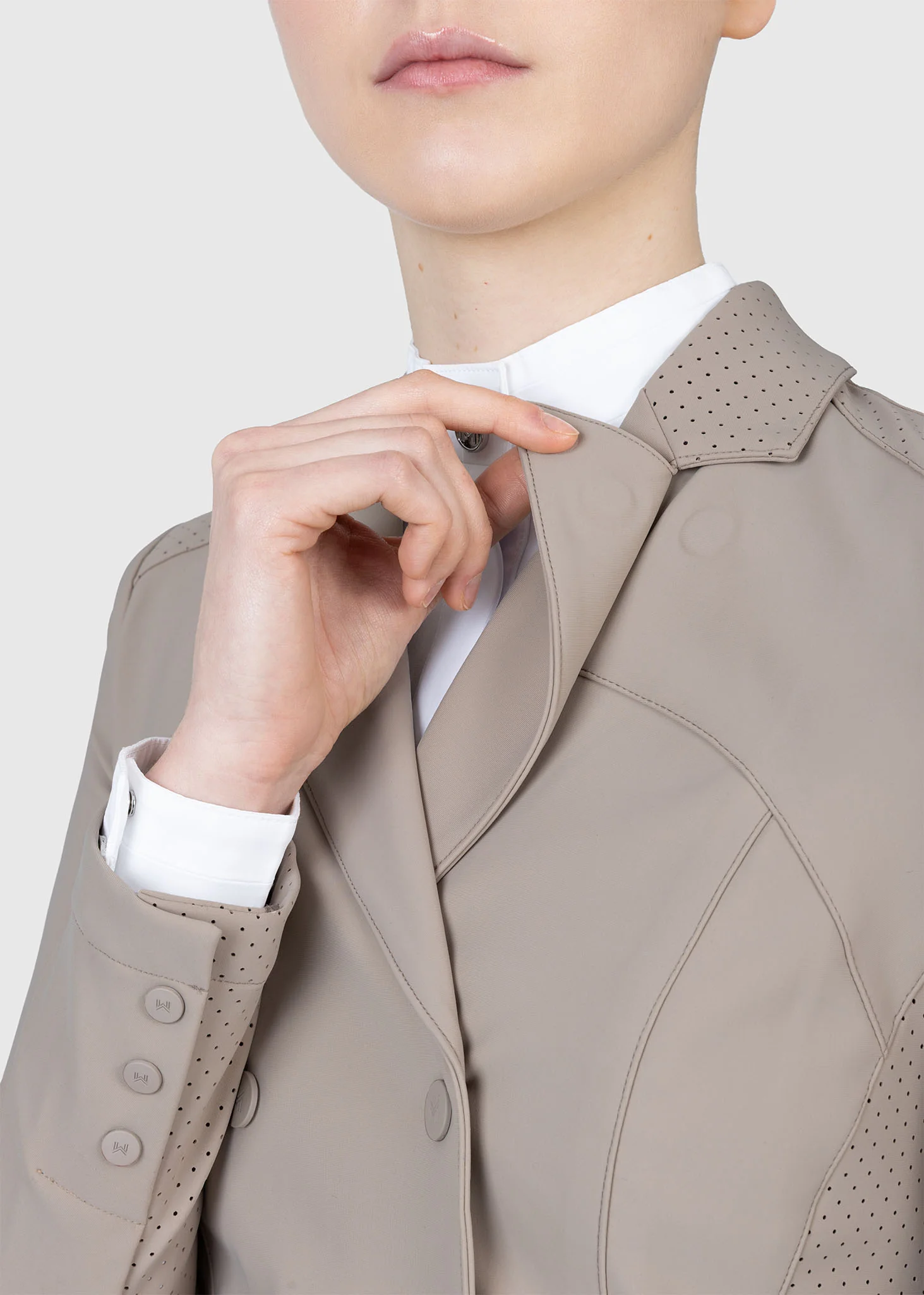 Alvor Tailcoat (Taupe) - Image 11