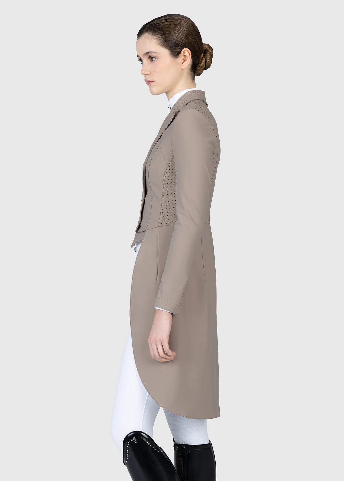 Alvor Tailcoat (Taupe) - Image 3