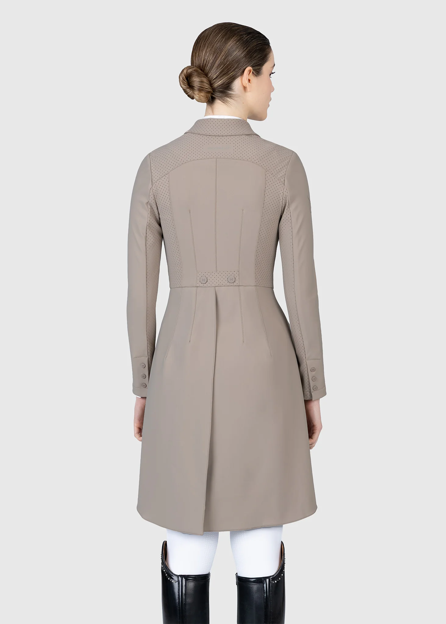 Alvor Tailcoat (Taupe) - Image 5