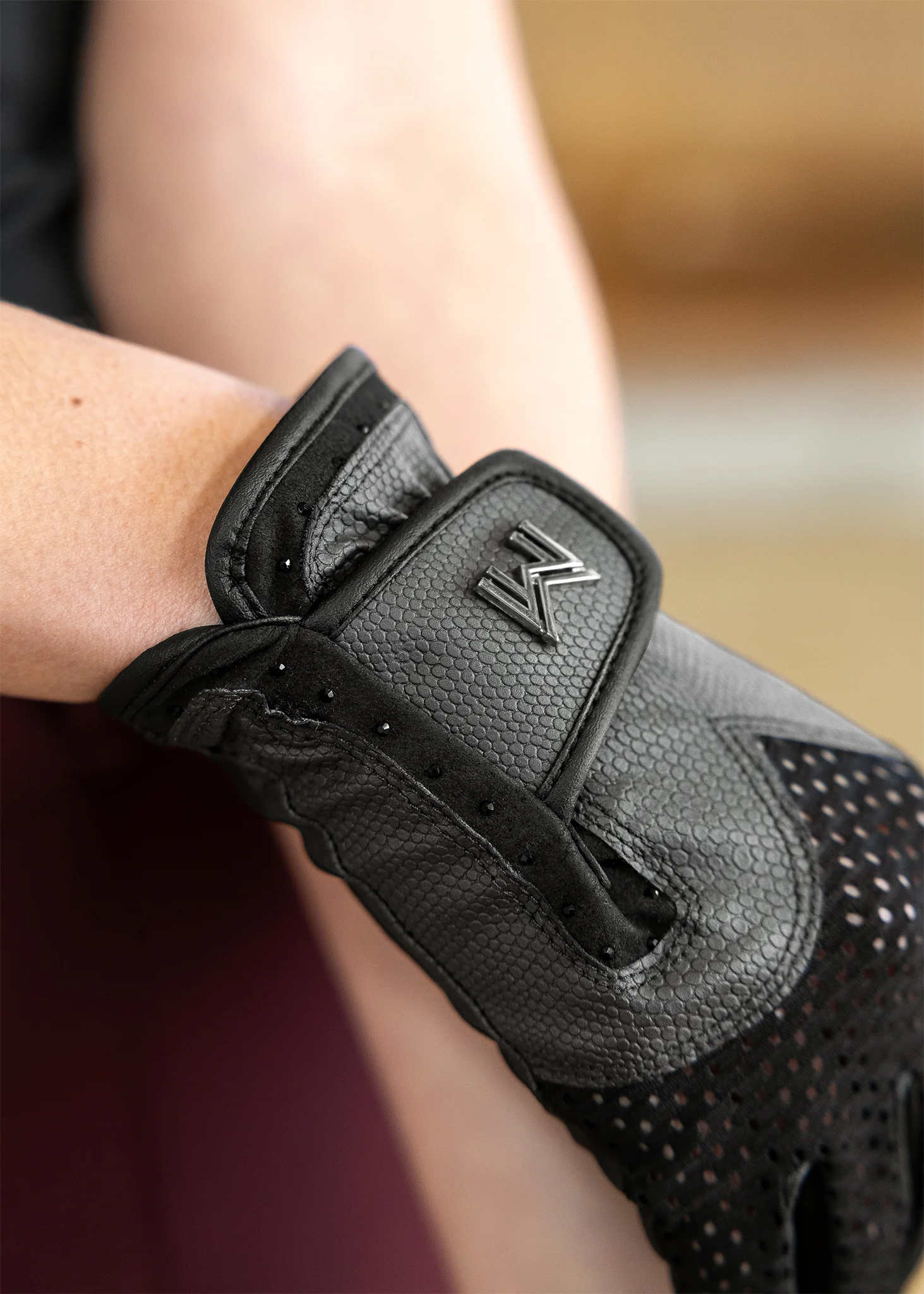 Ava Riding Gloves (Grey/Black) - Image 4