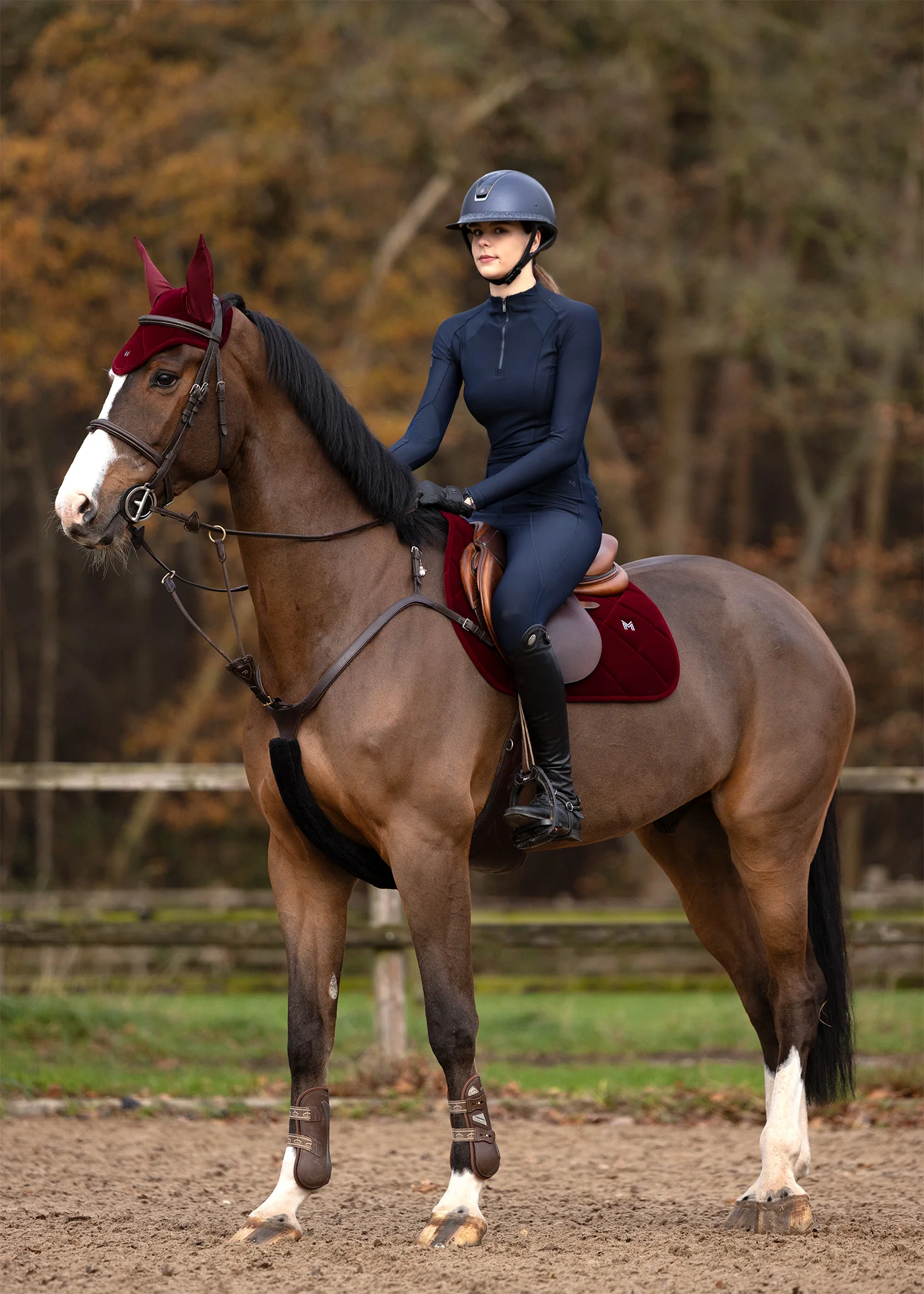 Velvet Jumping Saddle Pad (Ruby) - Image 4