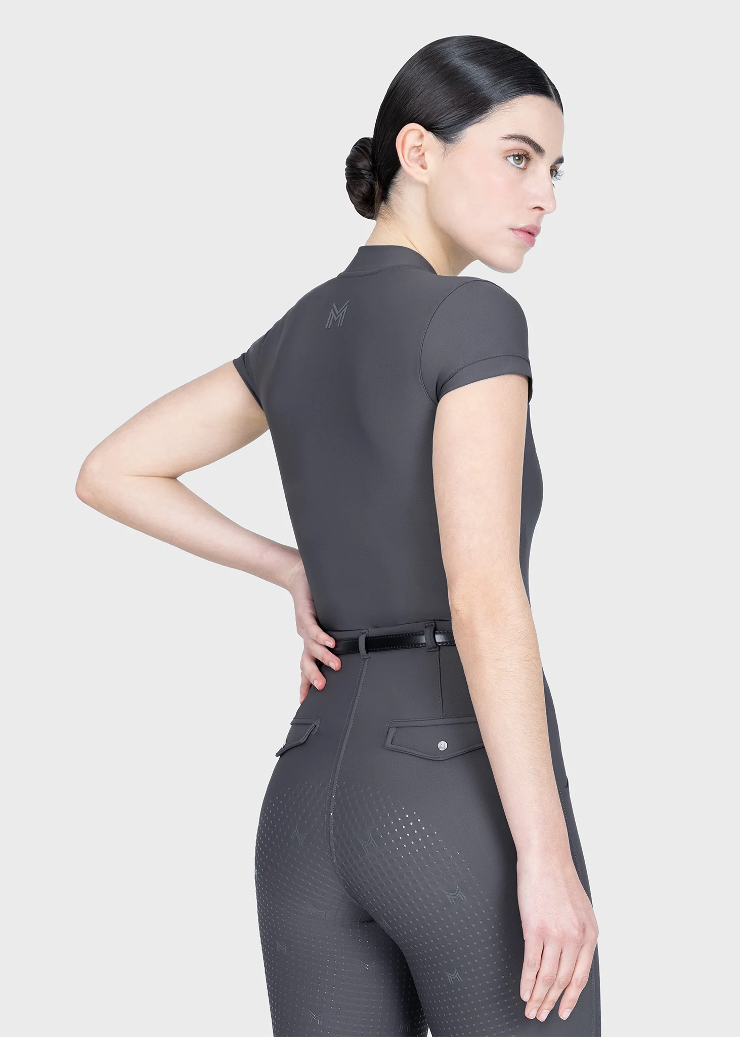 Velya Short Sleeve Base Layer (Graphite) - Image 4