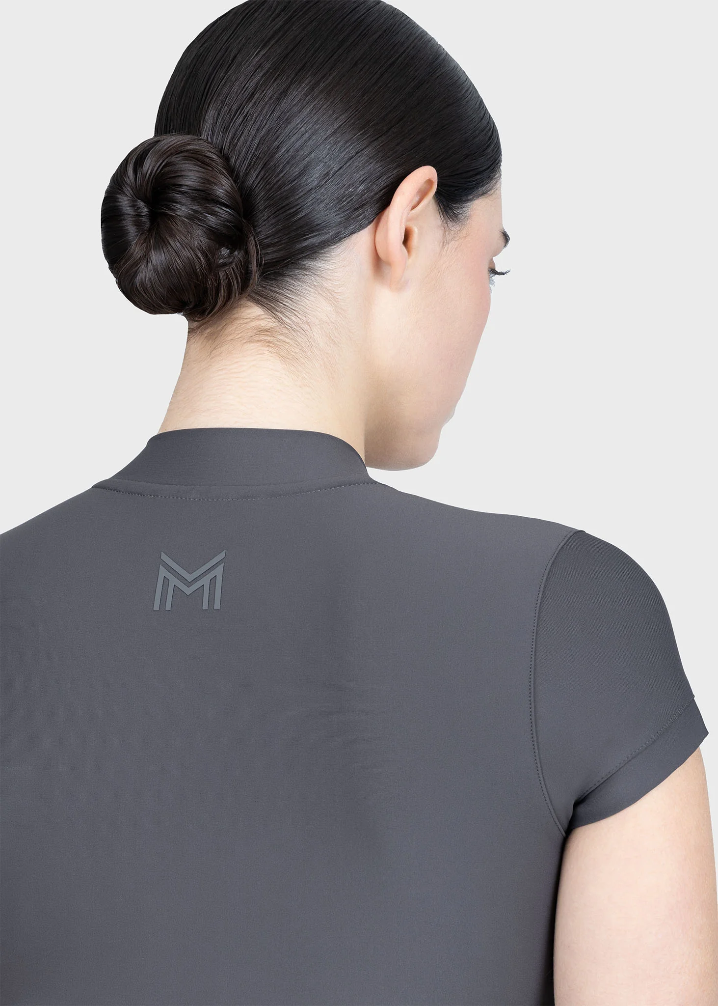 Velya Short Sleeve Base Layer (Graphite) - Image 7