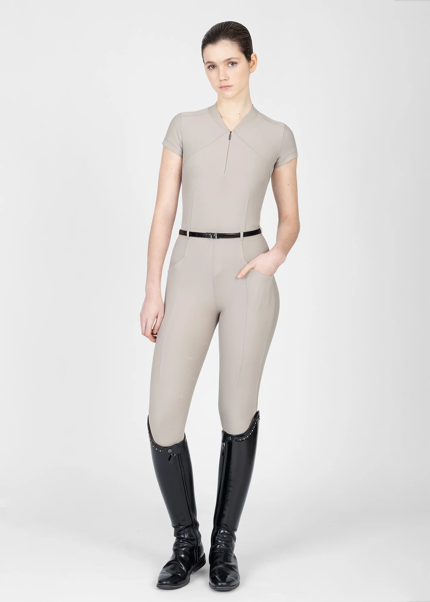 Velya Short Sleeve Base Layer (Soft Taupe) - Image 10