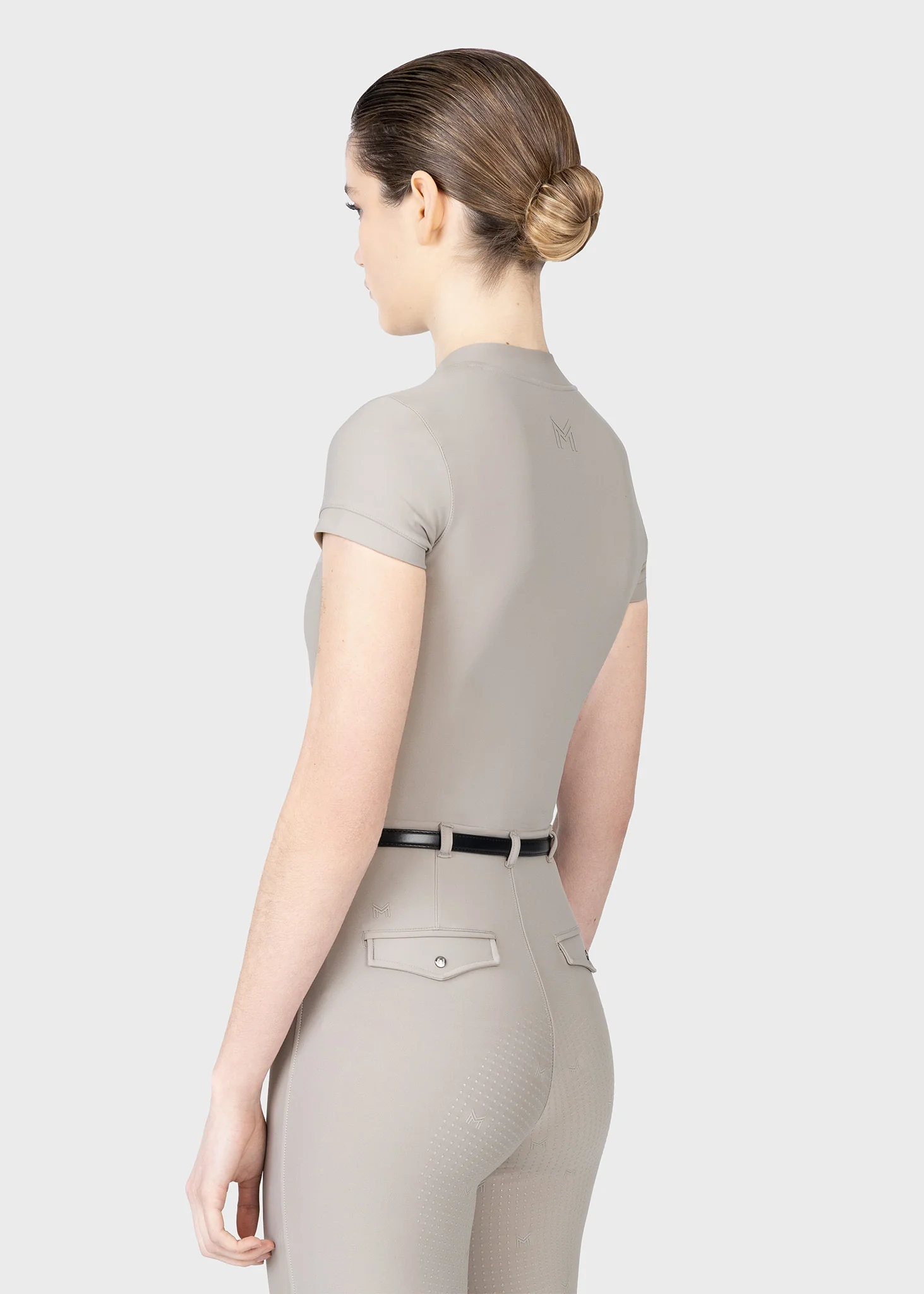 Velya Short Sleeve Base Layer (Soft Taupe) - Image 3